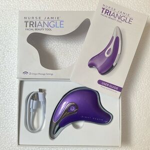 Nurse Jamie Triangle Facial Beauty Tool
